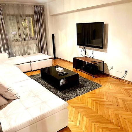 בוקרשט Romana 100 Sqm Deluxe Apartament מראה חיצוני תמונה