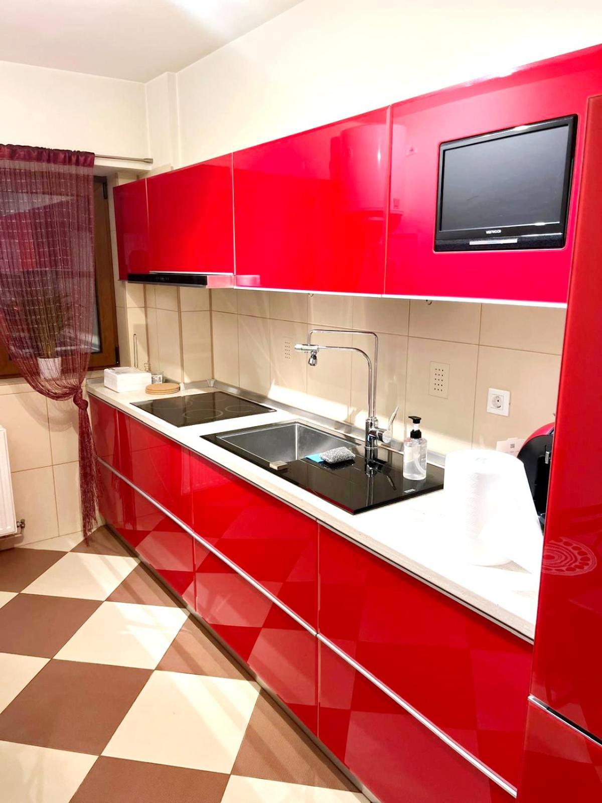 בוקרשט Romana 100 Sqm Deluxe Apartament מראה חיצוני תמונה