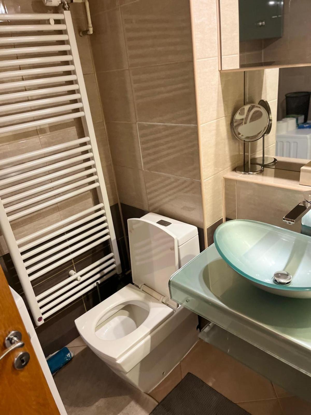 בוקרשט Romana 100 Sqm Deluxe Apartament מראה חיצוני תמונה